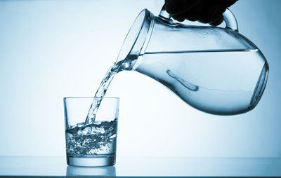 Como adelgazar bebiendo agua